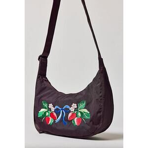 BAGGU Medium Nylon Crescent Bag Embroidered Strawberry Plum Brown UO Exclusive